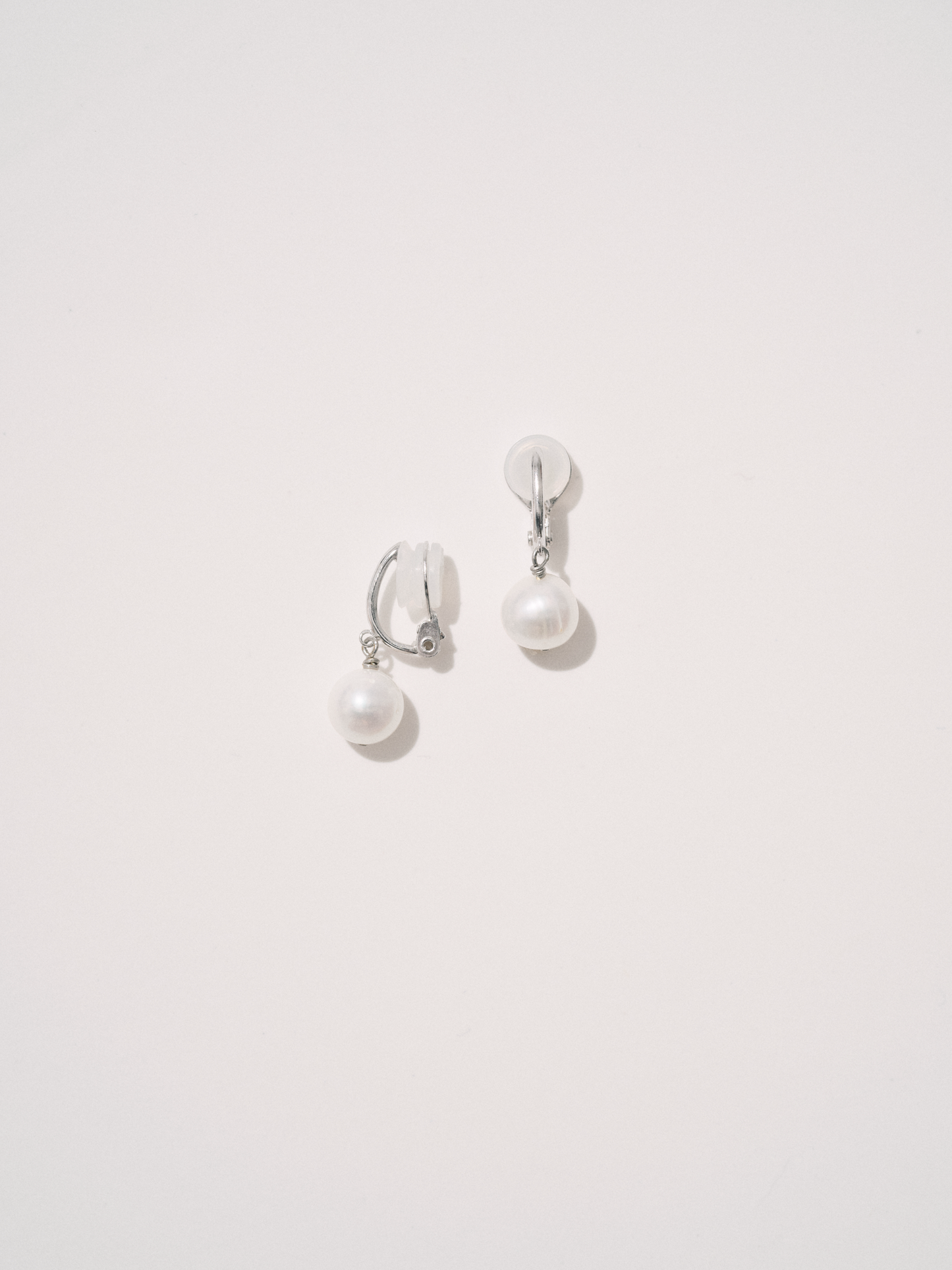 one pearl earrings 一粒パールイヤリング