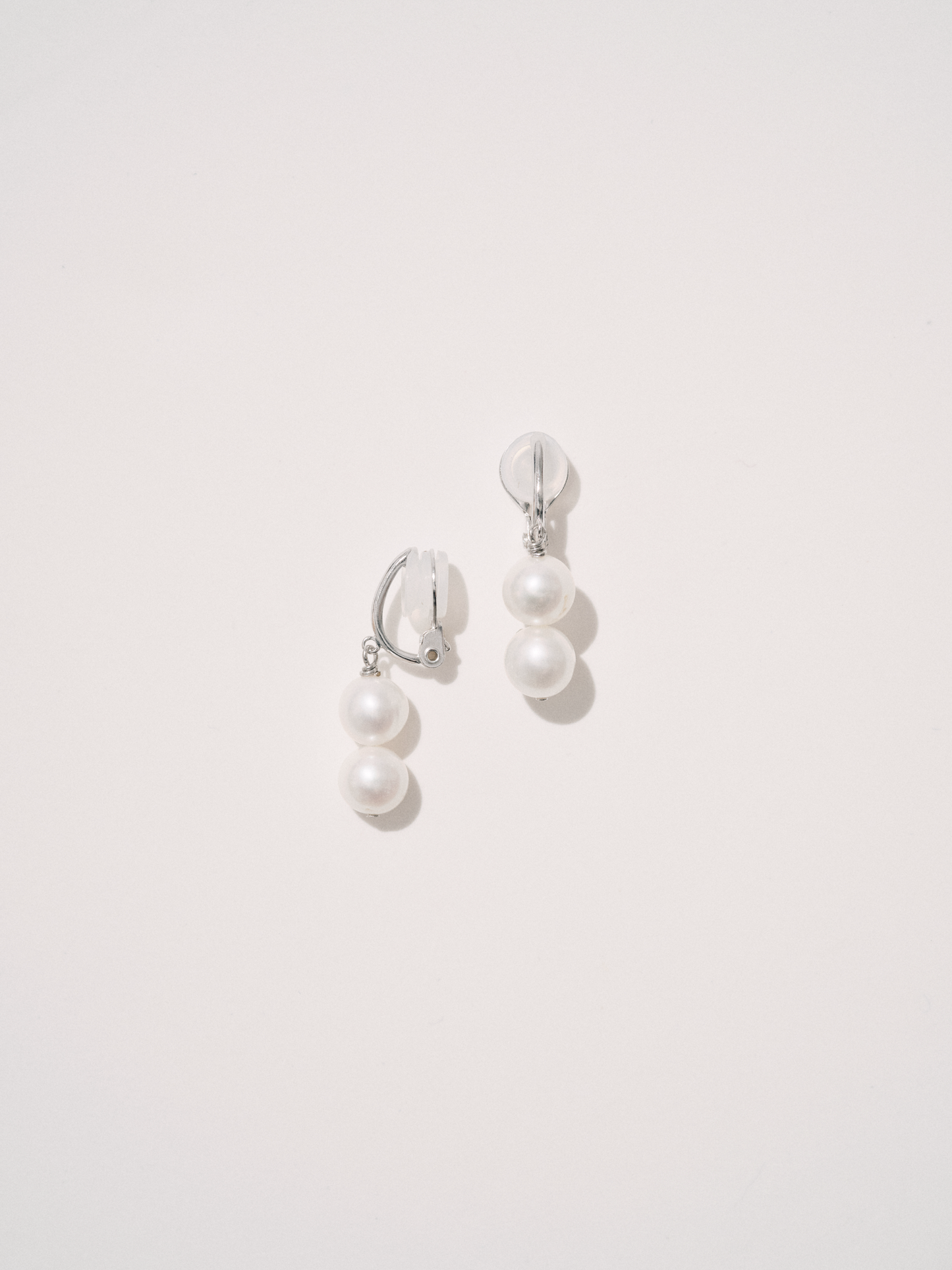 two pearls earrings 二粒パールイヤリング