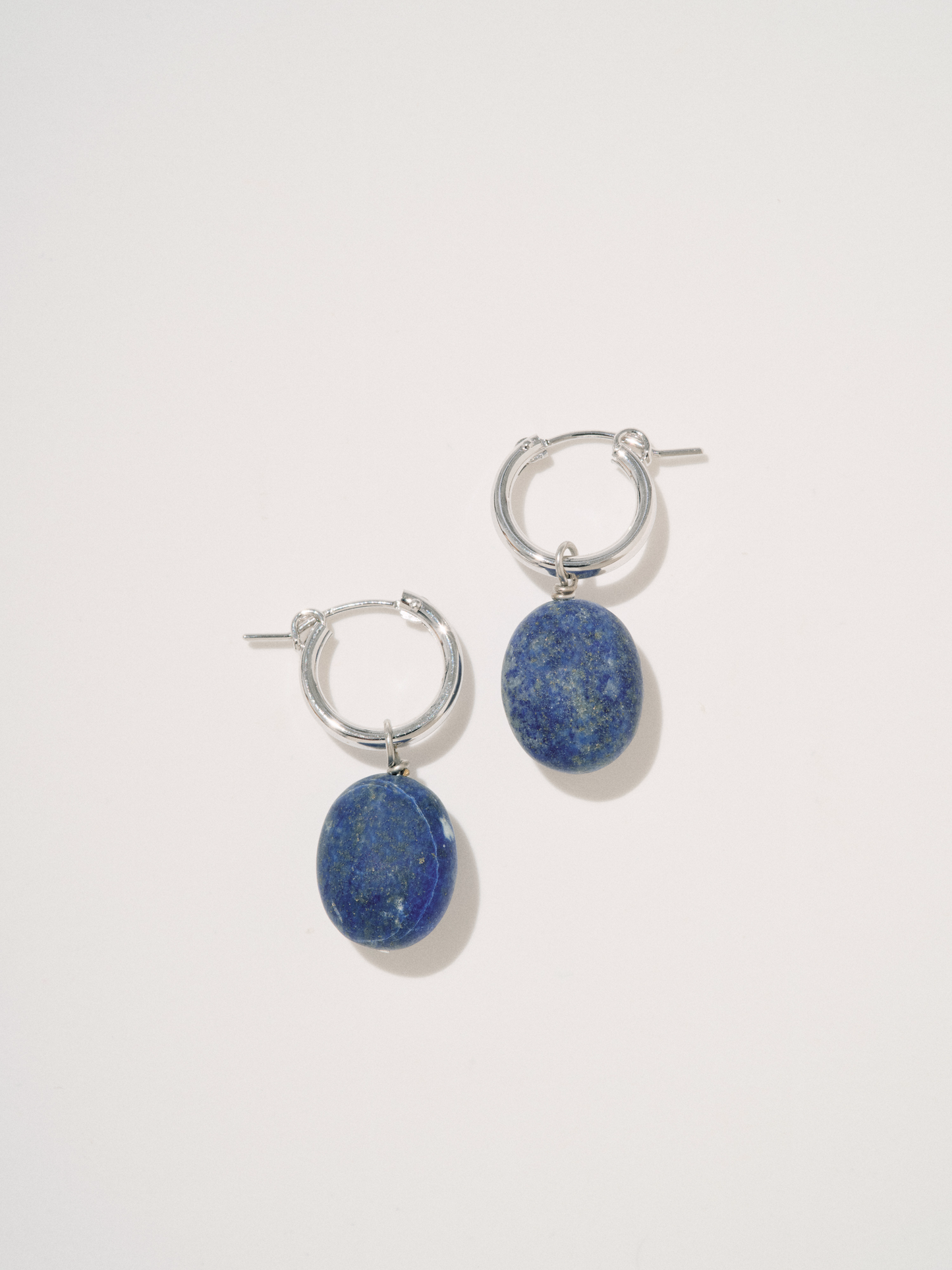 lapis lazuli hoop earrings　ラピスラズリピアス